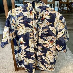 Tropical Leaf Print Button-Up Shirt